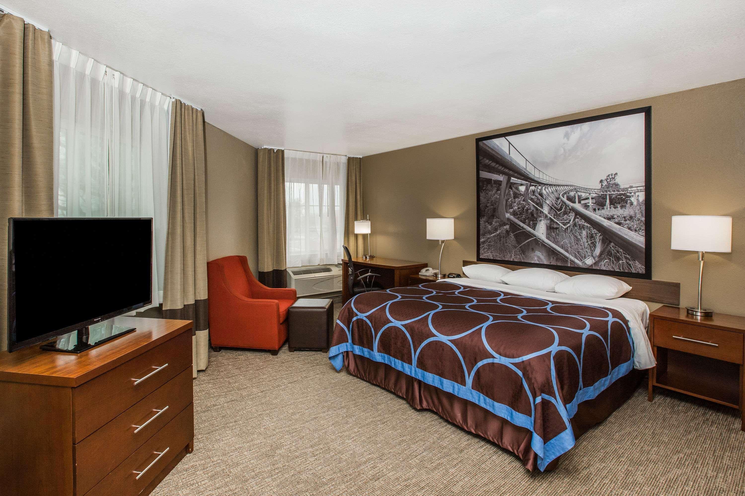 Super 8 By Wyndham Altoona Hotel Ngoại thất bức ảnh