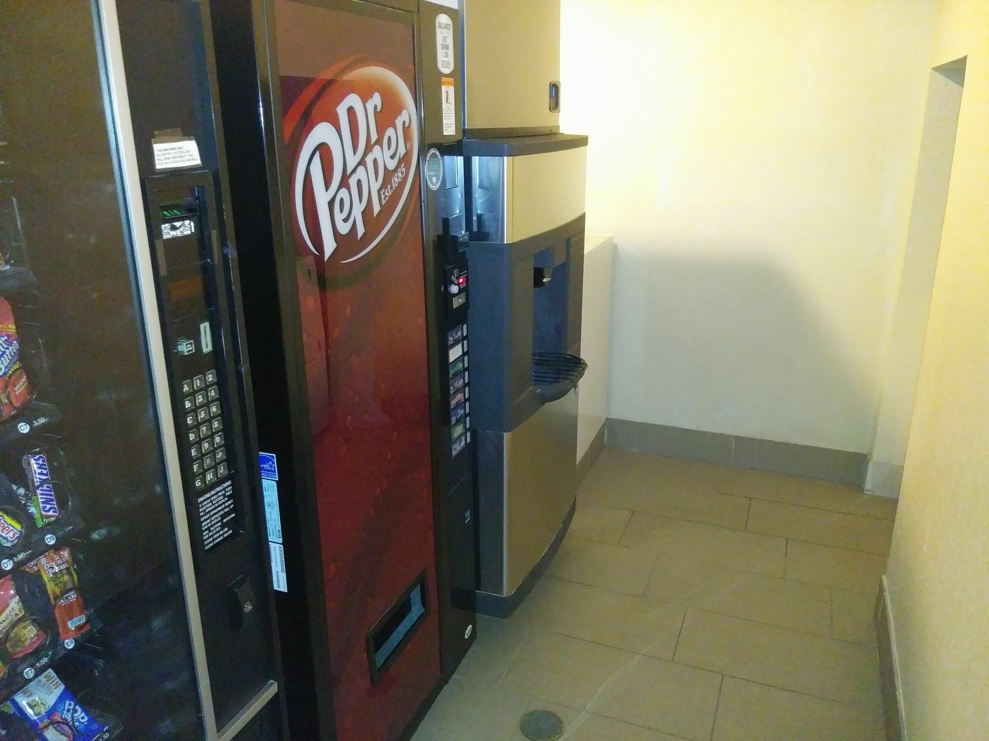 Super 8 By Wyndham Altoona Hotel Ngoại thất bức ảnh